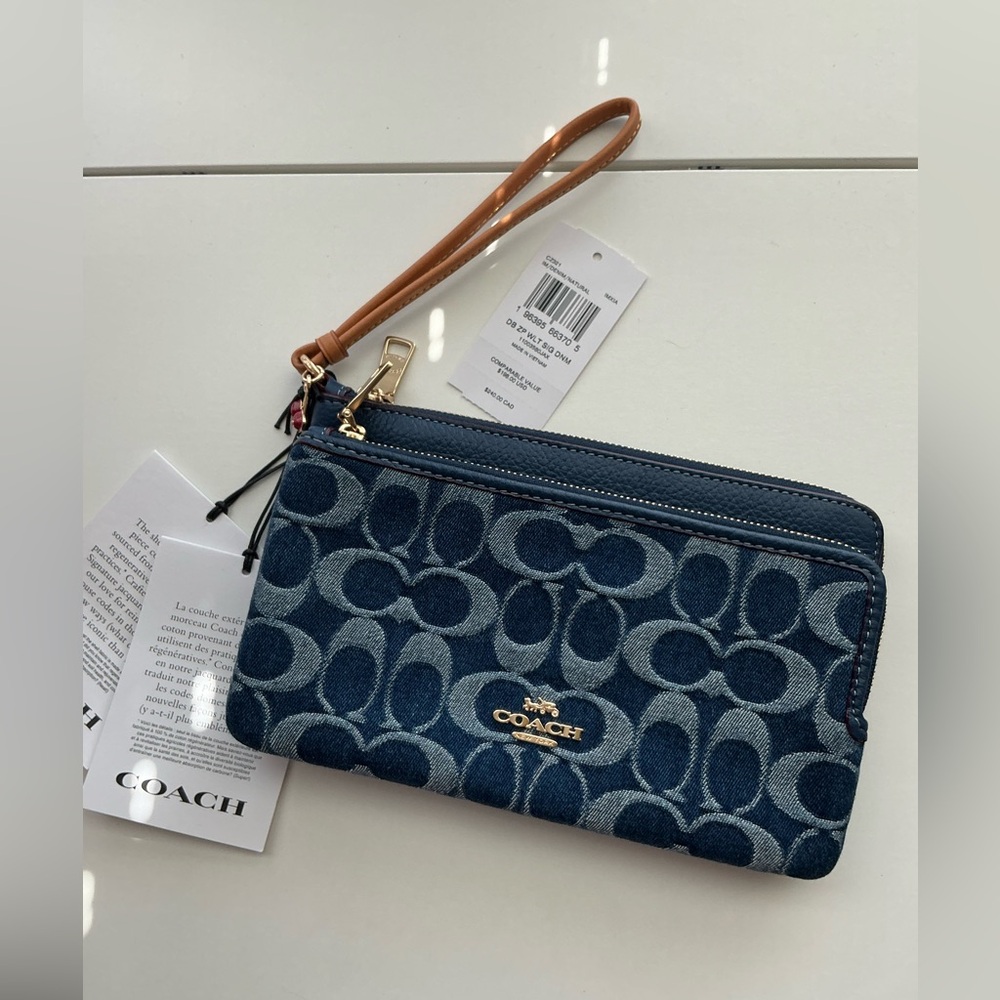 🍒 Coach  Double Zip Wallet In Signature Denim with Cherry Charm